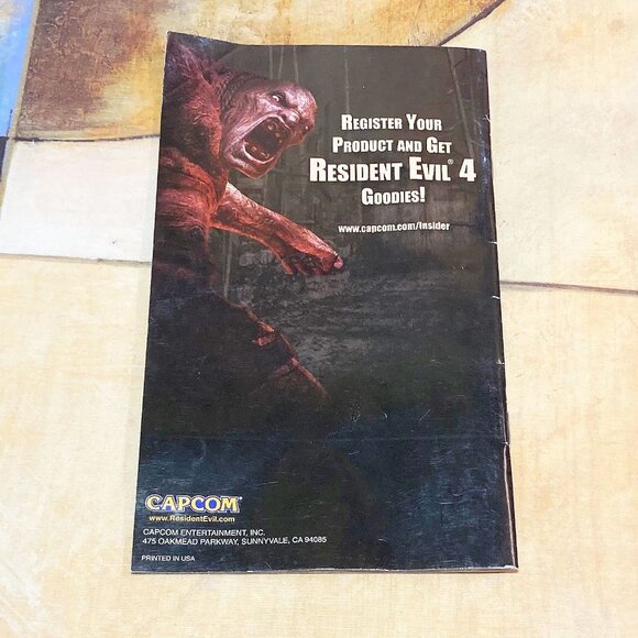 ORIGINAL NINTENDO GAMECUBE RESIDENT EVIL 4 VIDEO GAME BOOKLET MANUAL CAPCOM - Picture 3 of 5